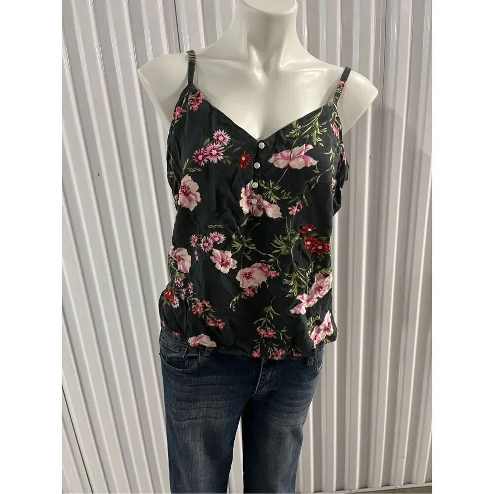 Old navy floral tank size Large